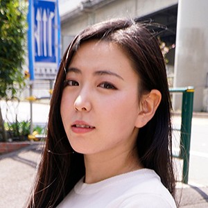 癒し系の女性の唇に接吻したら恥じらいながらエッチなスイッチがはいり敏感になりましたｗ　ほのかさん